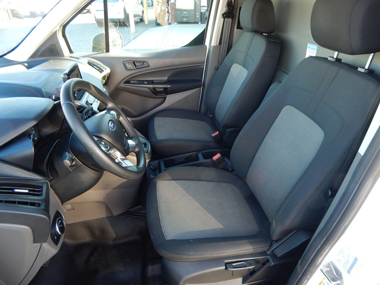 Used 2022 Ford Transit Connect XL FWD image 18