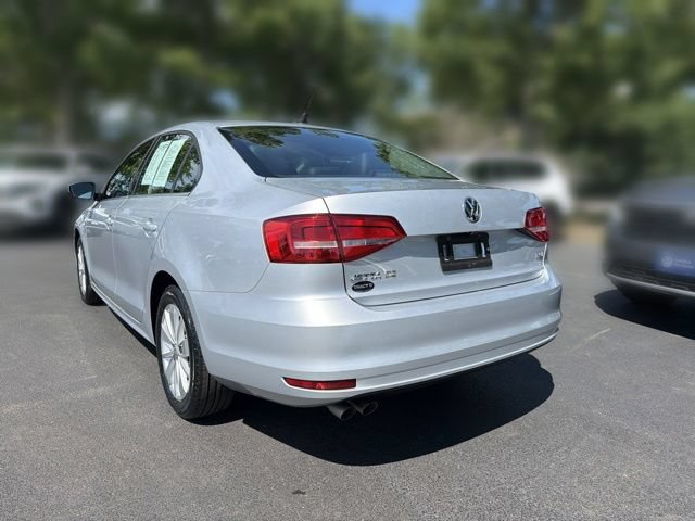 Used 2015 Volkswagen Jetta SE FWD image 5