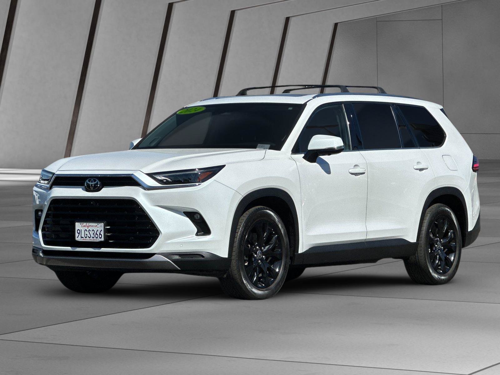 Used 2024 Toyota Grand Highlander FWD image 8