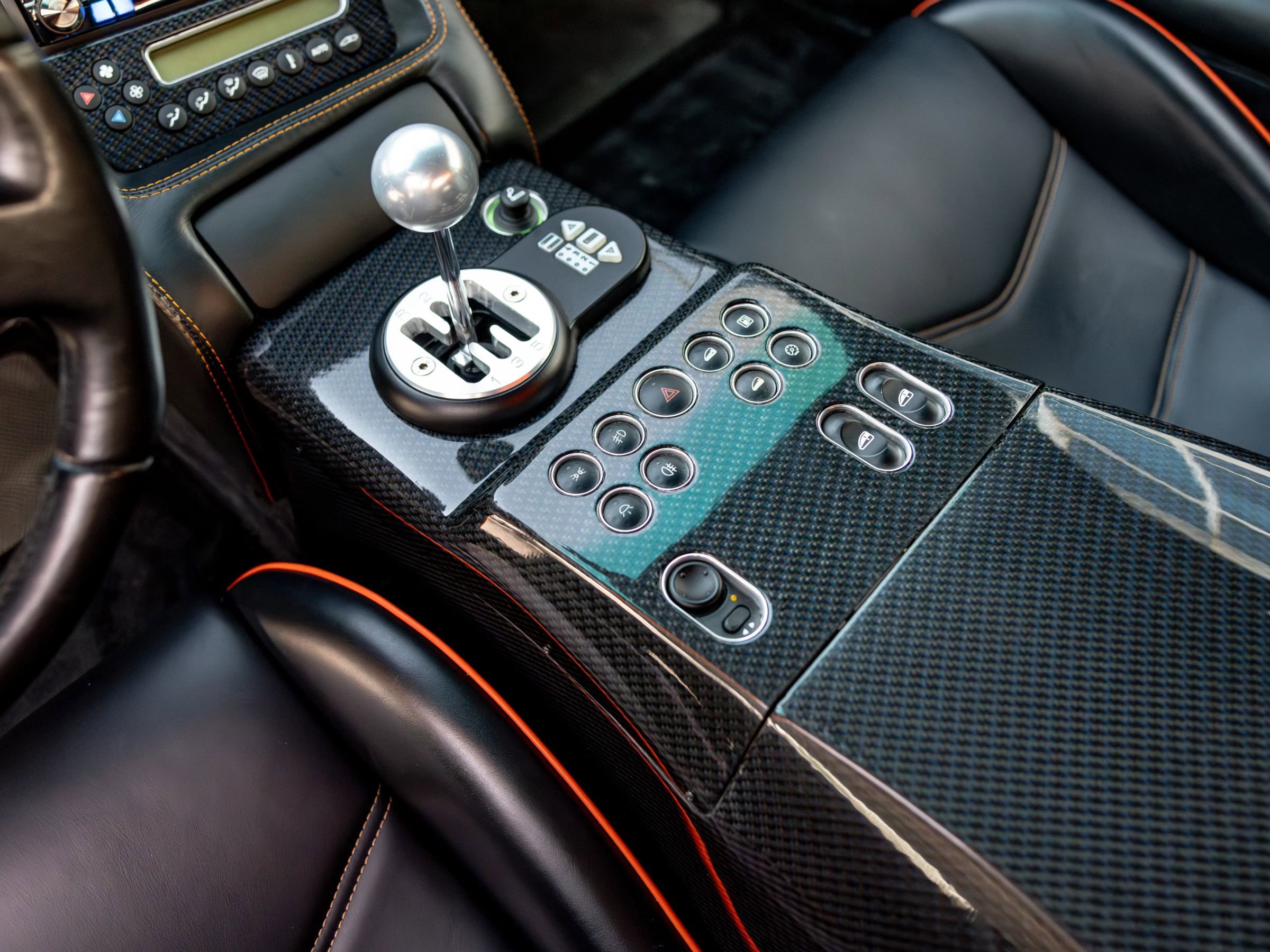 Used 2001 Lamborghini Diablo VT image 19