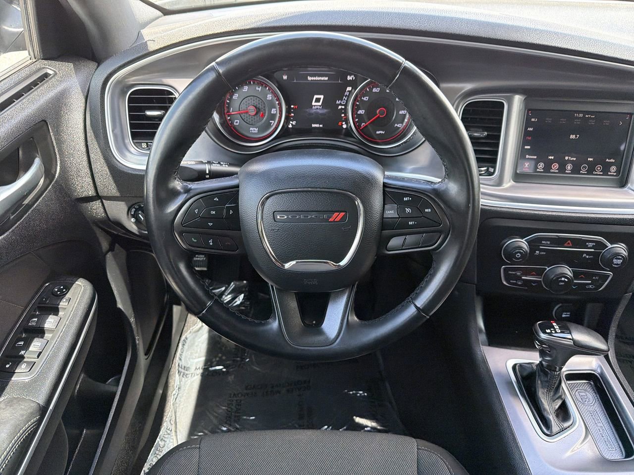 Used 2020 Dodge Charger SXT RWD image 13