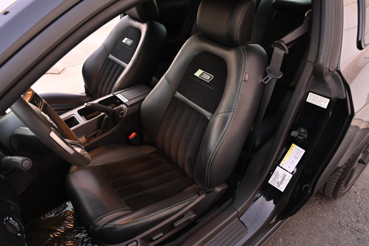 Used 2012 Ford Mustang GT Premium w/ HID Headlamps & Security Pkg image 18