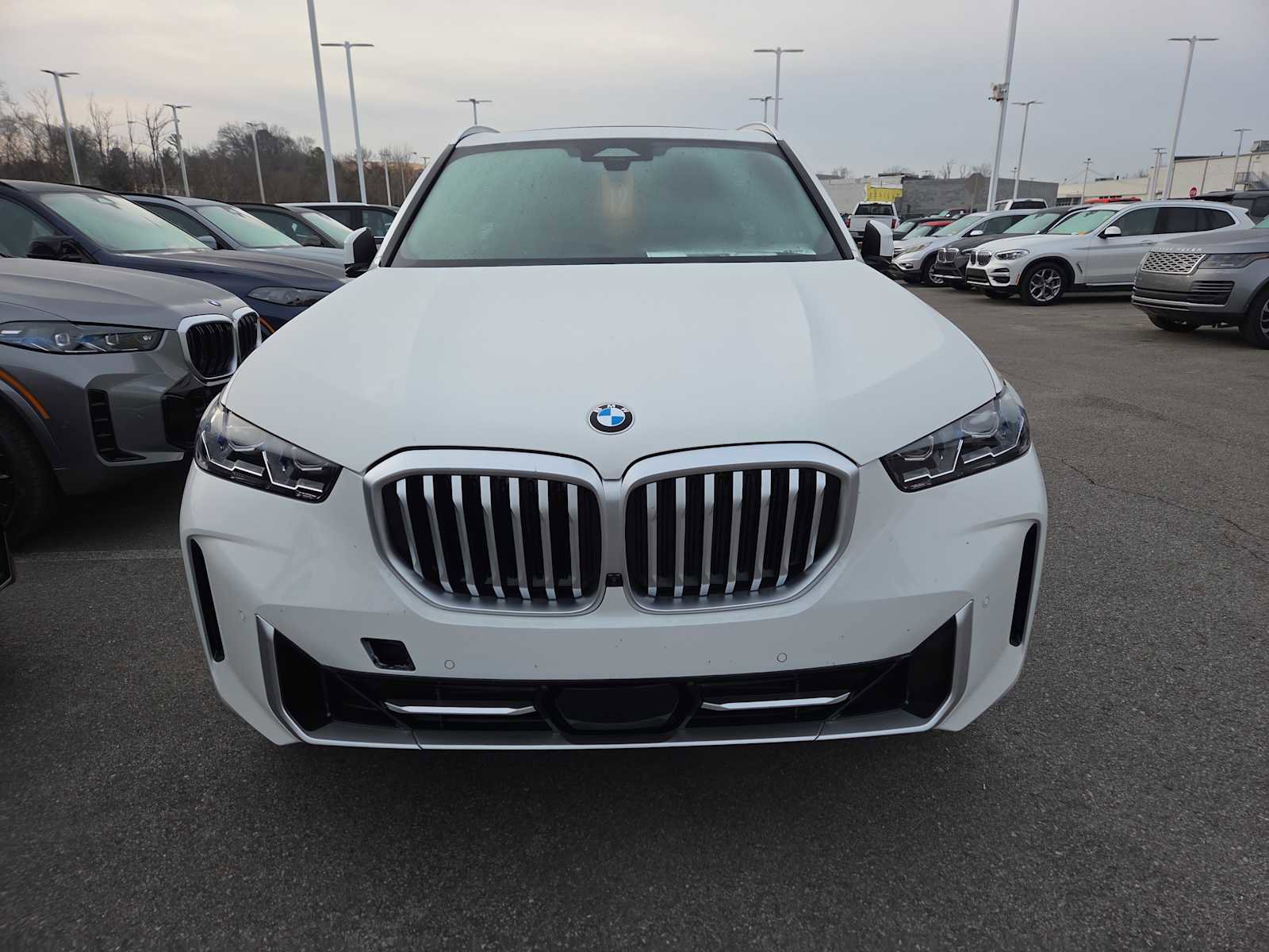 New 2026 BMW X5 sDrive40i image 12