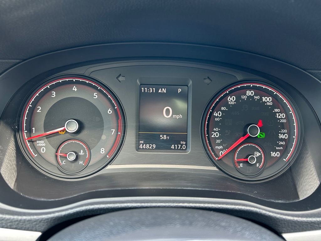 Used 2021 Volkswagen Passat 2.0T SE image 16