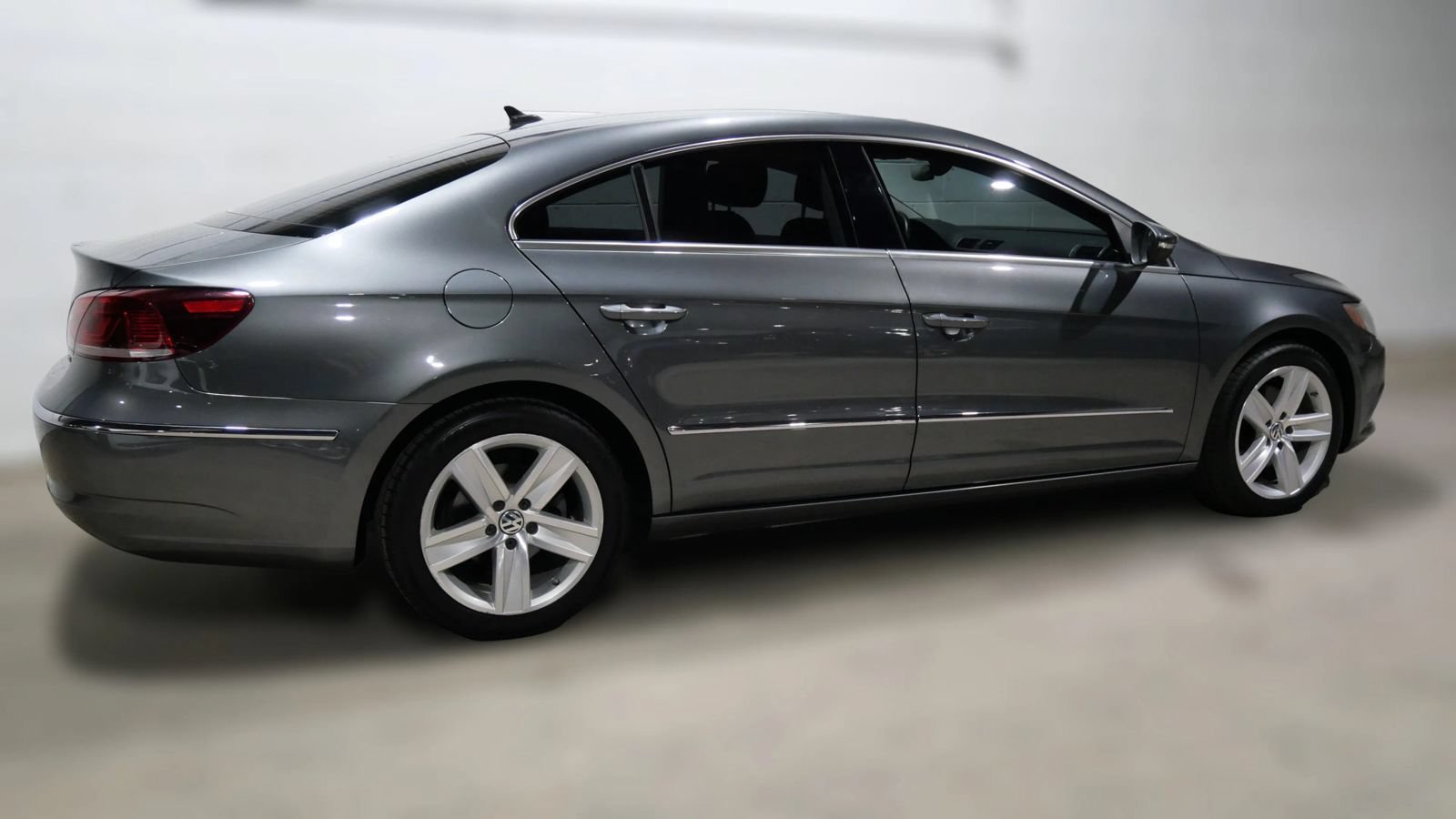 Used 2017 Volkswagen CC Sport FWD image 6
