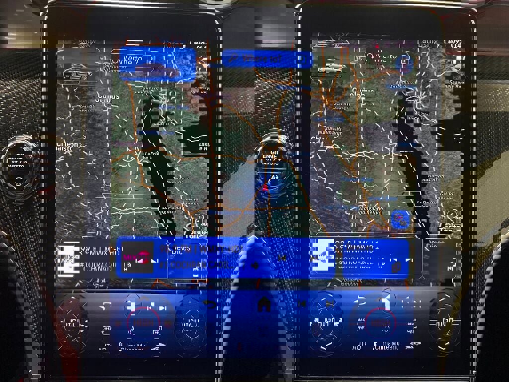 Certified 2025 Mercedes-Benz GLC 43 AMG 4MATIC Coupe image 11