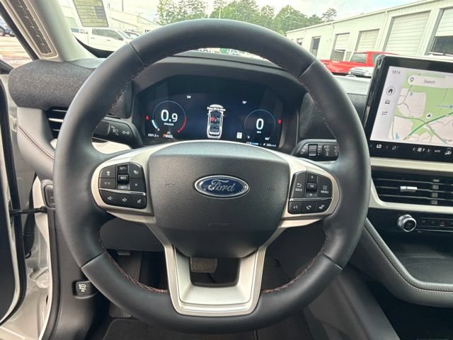 Used 2025 Ford Explorer Active w/ Active Comfort Package RWD image 30