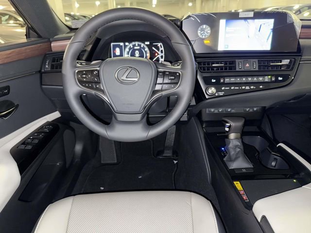 New 2025 Lexus ES 350 350 image 3