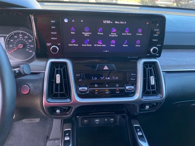 Certified 2022 Kia Sorento X-Line EX image 12