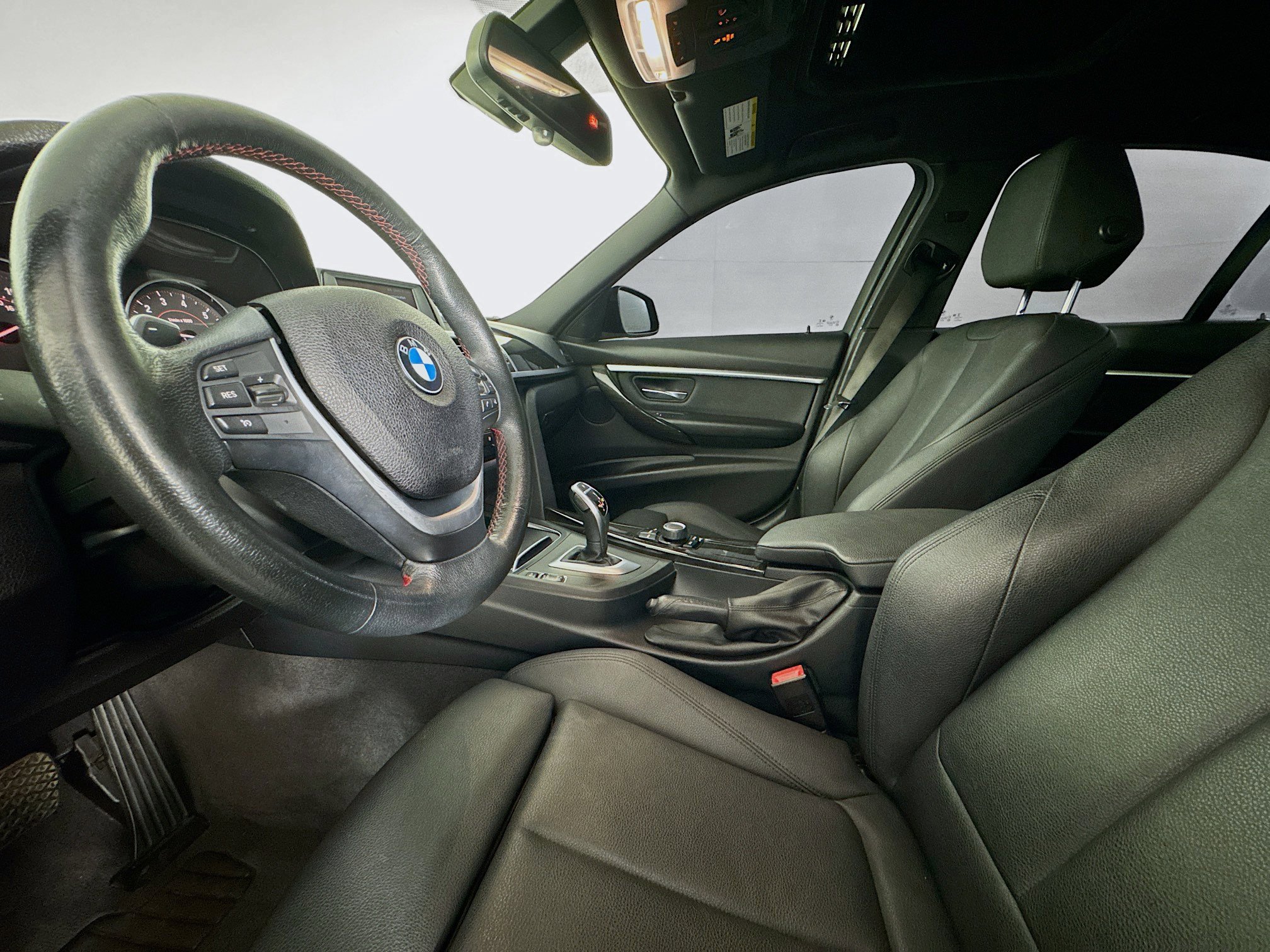 Used 2018 BMW 330i Sedan image 21