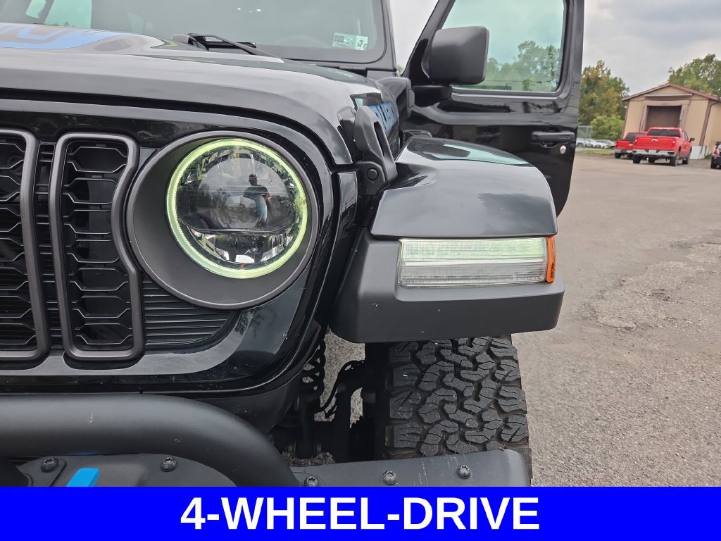 Used 2023 Jeep Wrangler Unlimited Rubicon 4xe AWD/4WD image 20