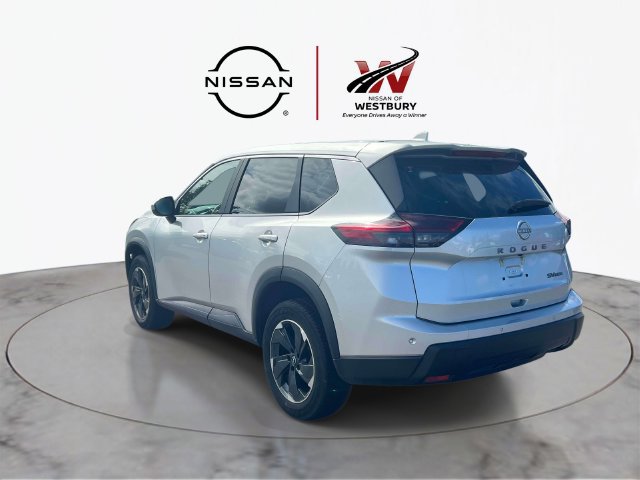 Used 2024 Nissan Rogue SV AWD/4WD image 8