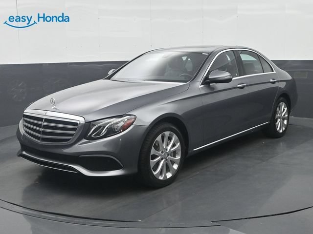 Used 2017 Mercedes-Benz E 300 4MATIC w/ Premium 1 Package image 3