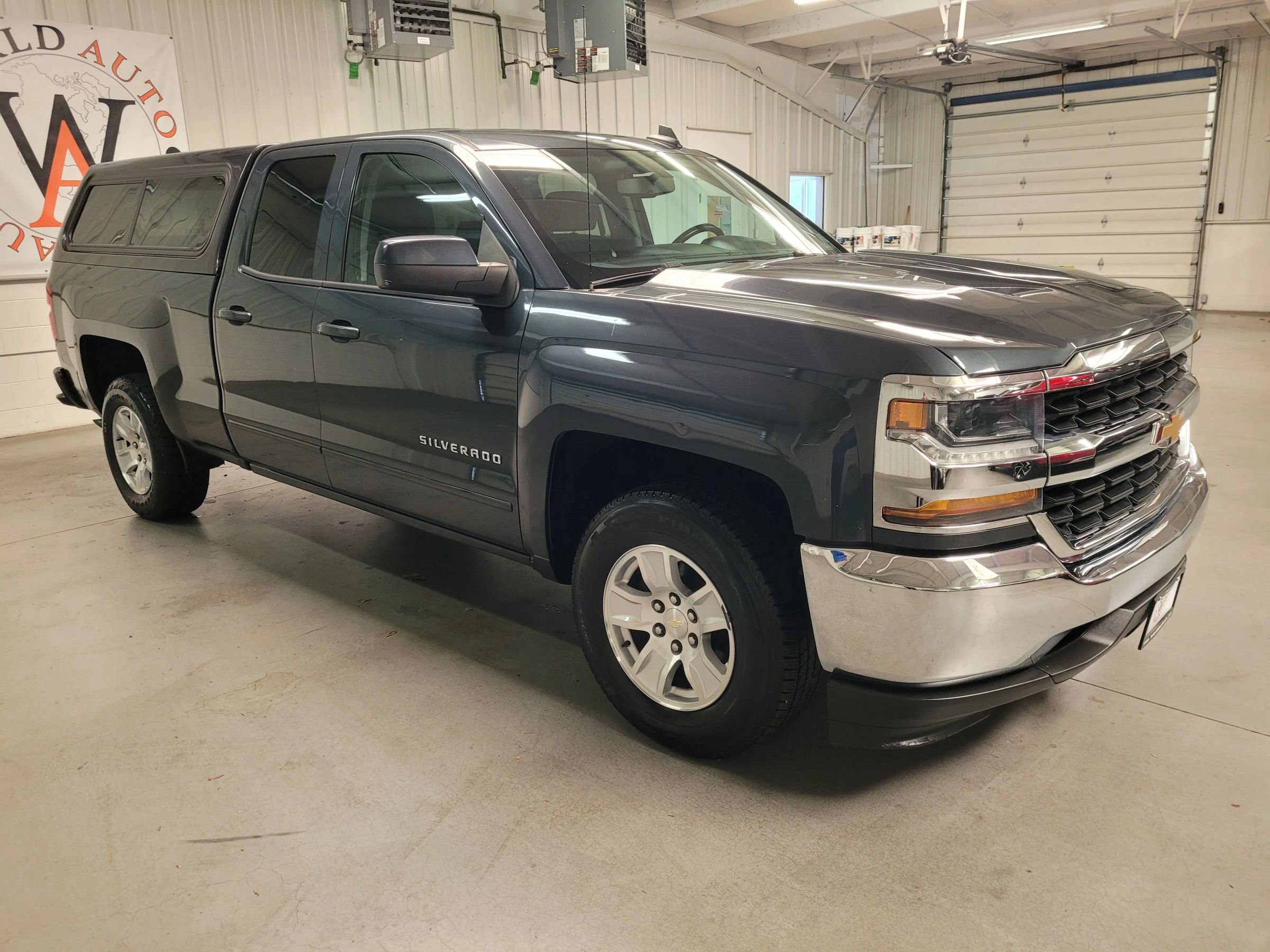 Used 2018 Chevrolet Silverado 1500 LT image 10