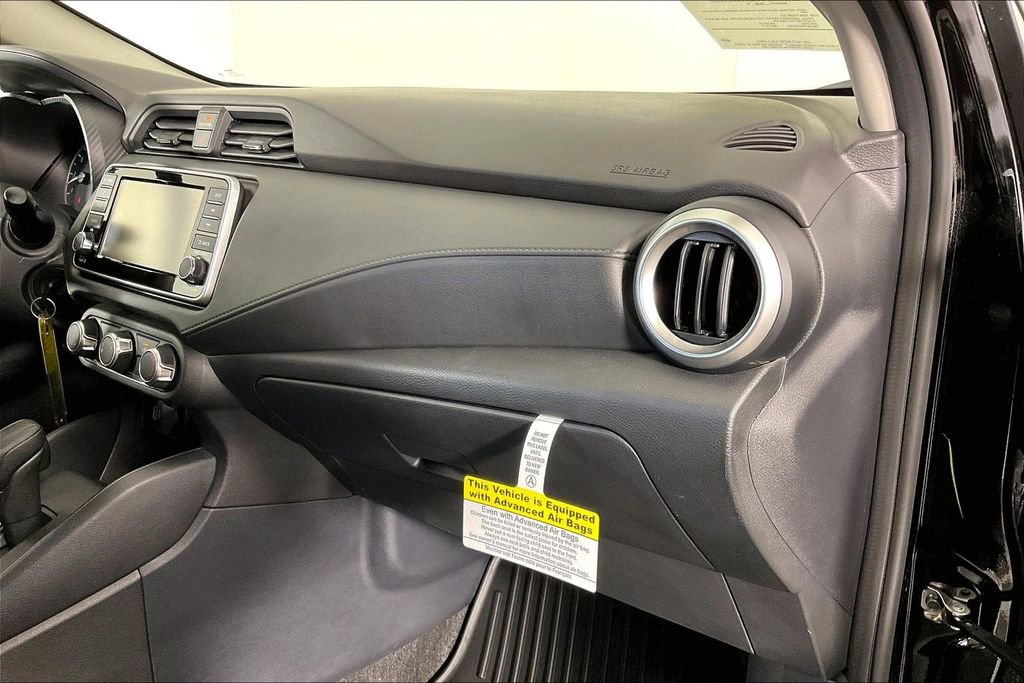 New 2025 Nissan Versa S w/ Trunk Package FWD image 18