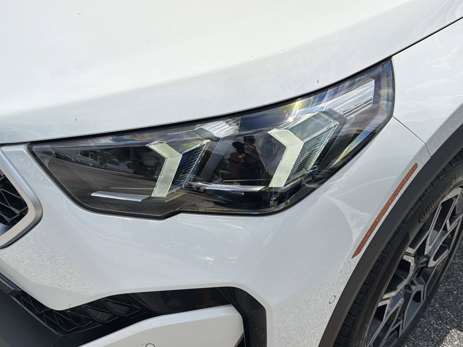 Used 2025 BMW X2 xDrive28i AWD/4WD image 10