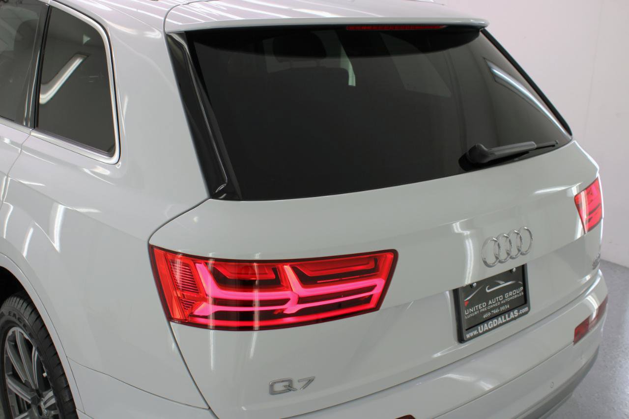Used 2017 Audi Q7 3.0T Prestige w/ Prestige Package image 20