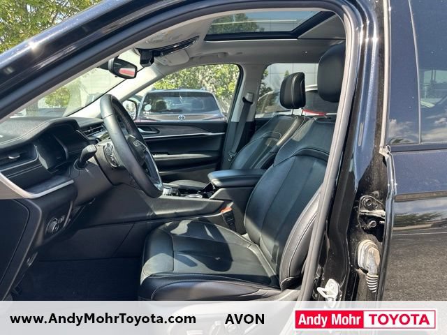 Used 2021 Jeep Grand Cherokee L Limited AWD/4WD image 9