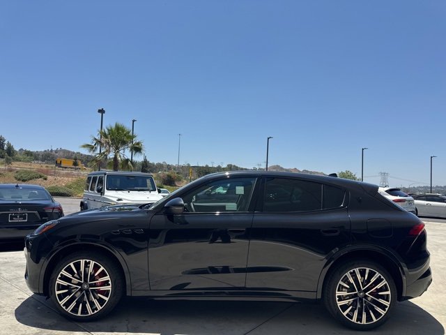 New 2025 Maserati Grecale Modena image 4