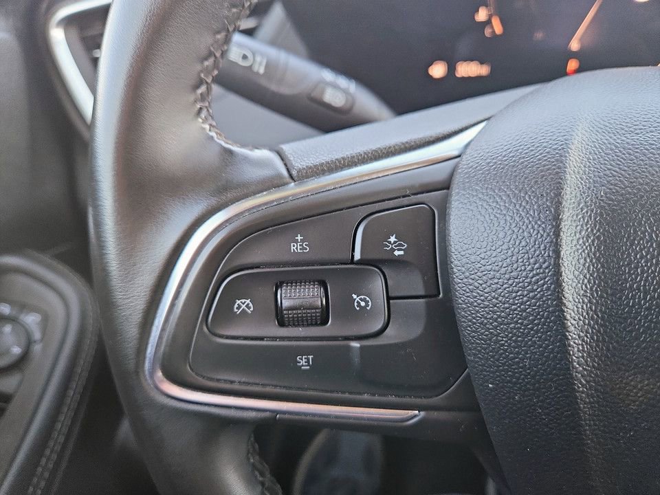 Used 2024 Buick Encore GX Sport Touring image 18