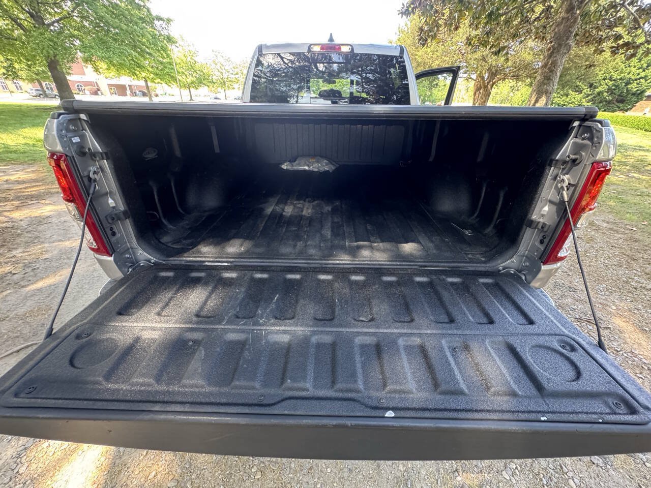 Used 2022 RAM 1500 Tradesman w/ Night Edition AWD/4WD image 31