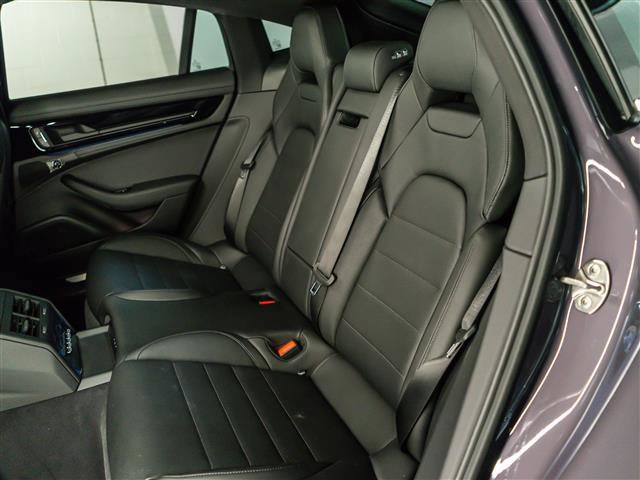 New 2026 Porsche Panamera RWD image 24