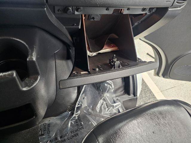Used 2001 Dodge B2500 Passenger RWD image 14