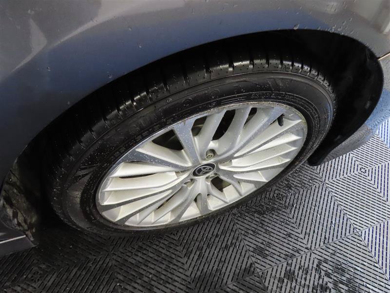 Used 2020 Toyota Camry XLE FWD image 9