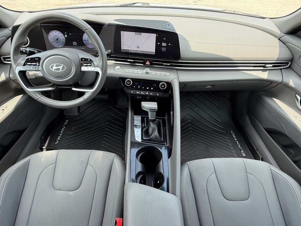 Used 2024 Hyundai Elantra SEL w/ Convenience Package FWD image 15