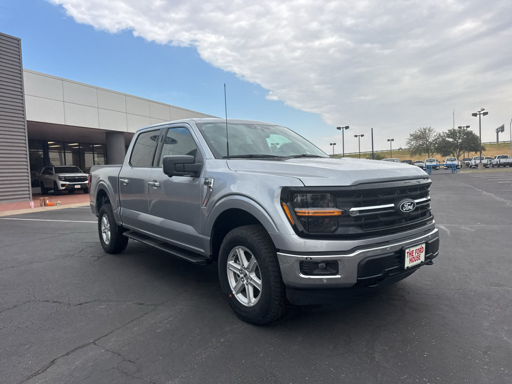 New 2026 Ford F150 XLT w/ Equipment Group 302A MID AWD/4WD image 3