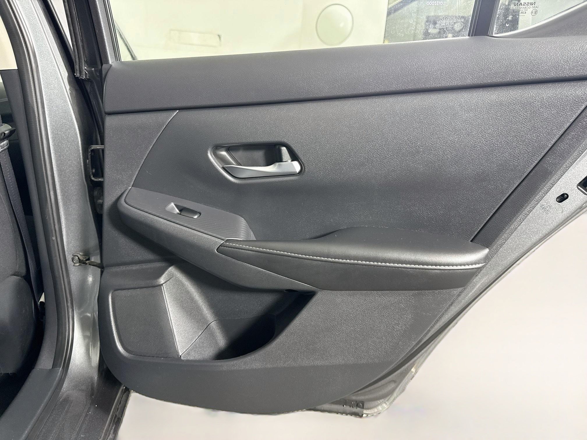 Used 2022 Nissan Sentra SV FWD image 28
