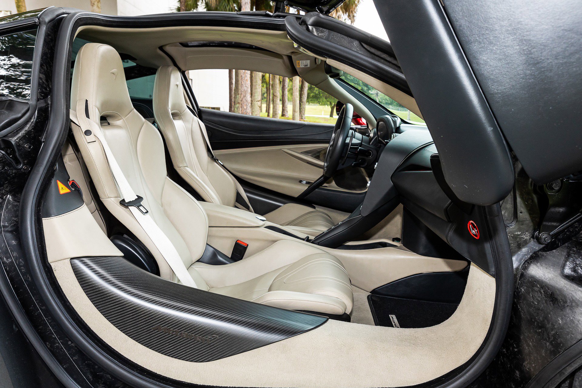 Used 2018 McLaren 720S Luxury RWD image 50