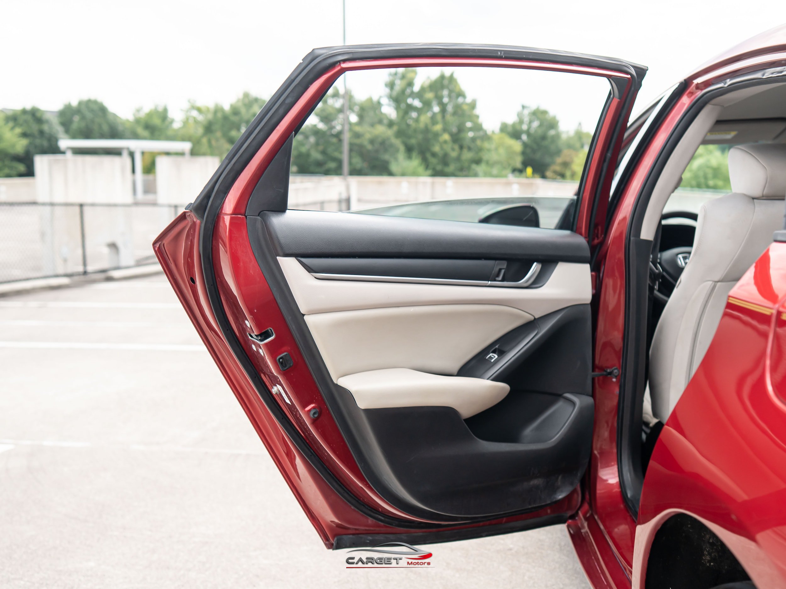 Used 2018 Honda Accord LX image 36