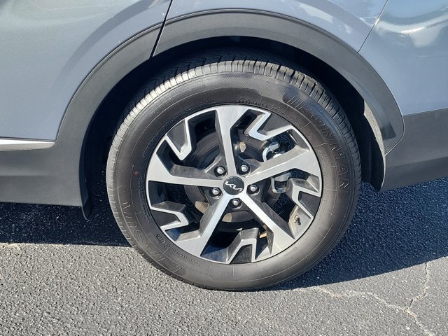 Used 2025 Kia Sportage EX w/ Premium Package FWD image 30