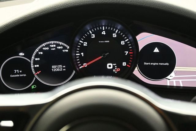 Used 2020 Porsche Cayenne AWD/4WD image 13