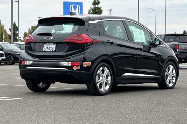 Used 2020 Chevrolet Bolt LT FWD image 4