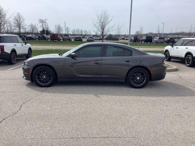 Used 2020 Dodge Charger SXT w/ Leather Interior Group image 10