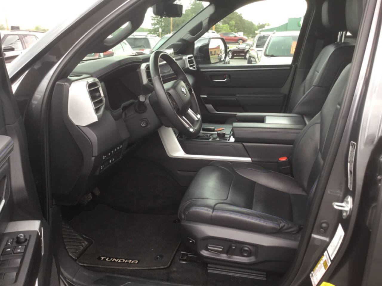 Used 2022 Toyota Tundra Platinum image 8