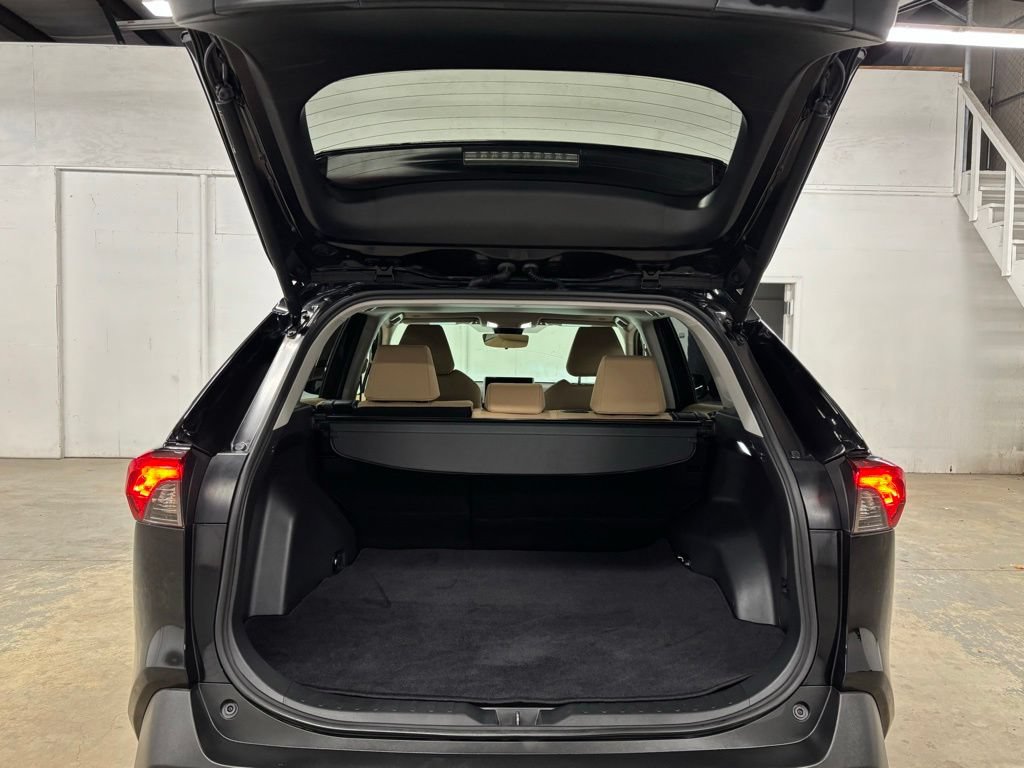 Used 2025 Toyota RAV4 XLE w/ Convenience Package AWD/4WD image 22