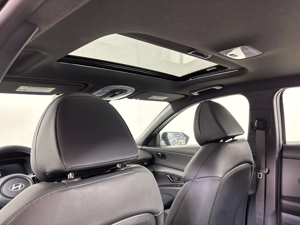 New 2026 Hyundai Elantra SEL Sport FWD image 20