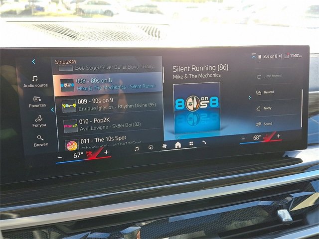 Used 2024 BMW X7 xDrive40i w/ Premium Package image 16