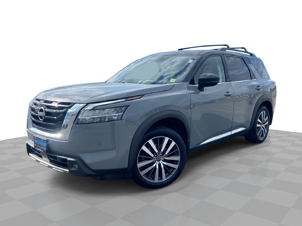 Used 2022 Nissan Pathfinder Platinum w/ Cargo Package