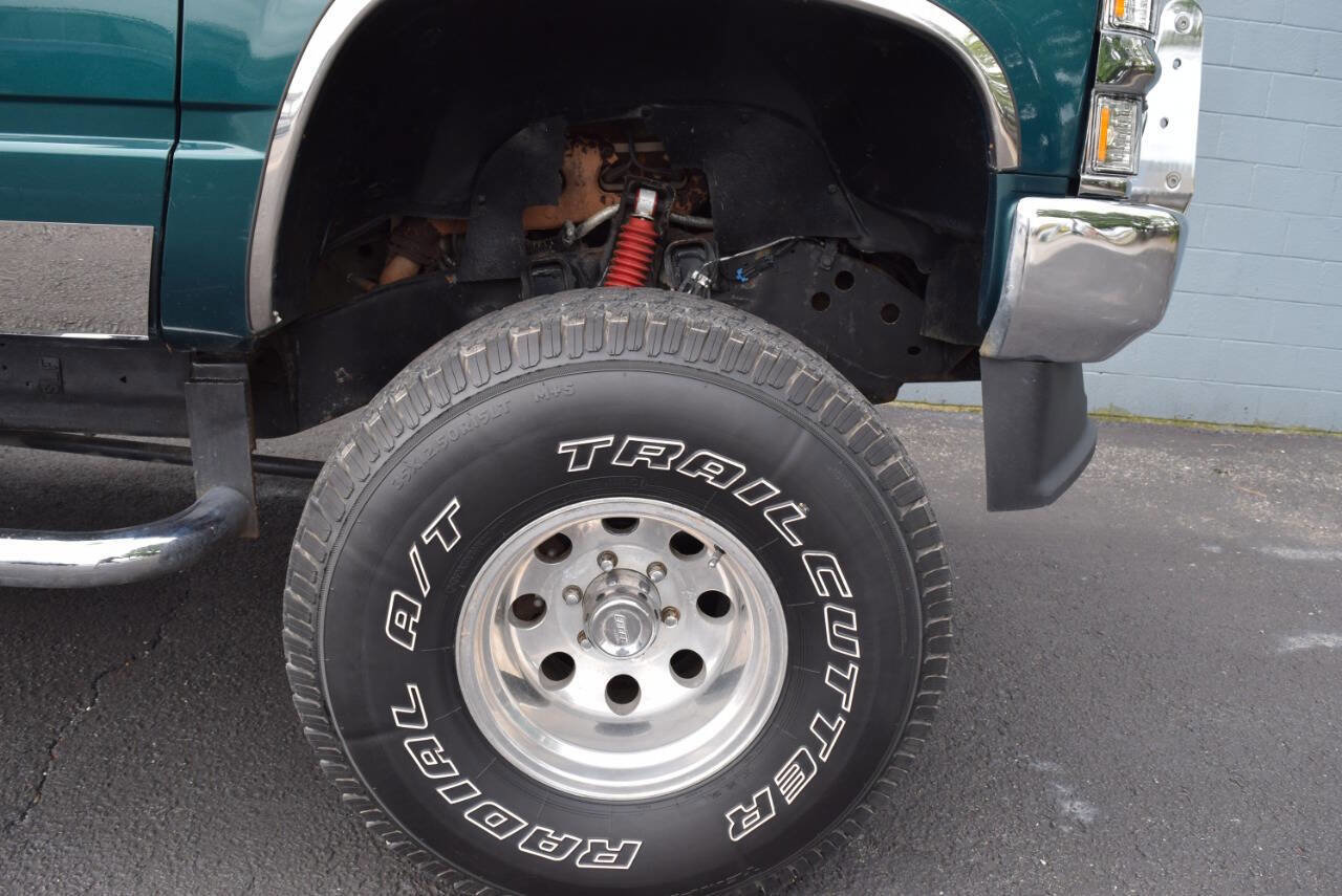 Used 1997 Chevrolet Silverado 1500 4x4 Regular Cab w/ Preferred Equipment Group 2 image 26