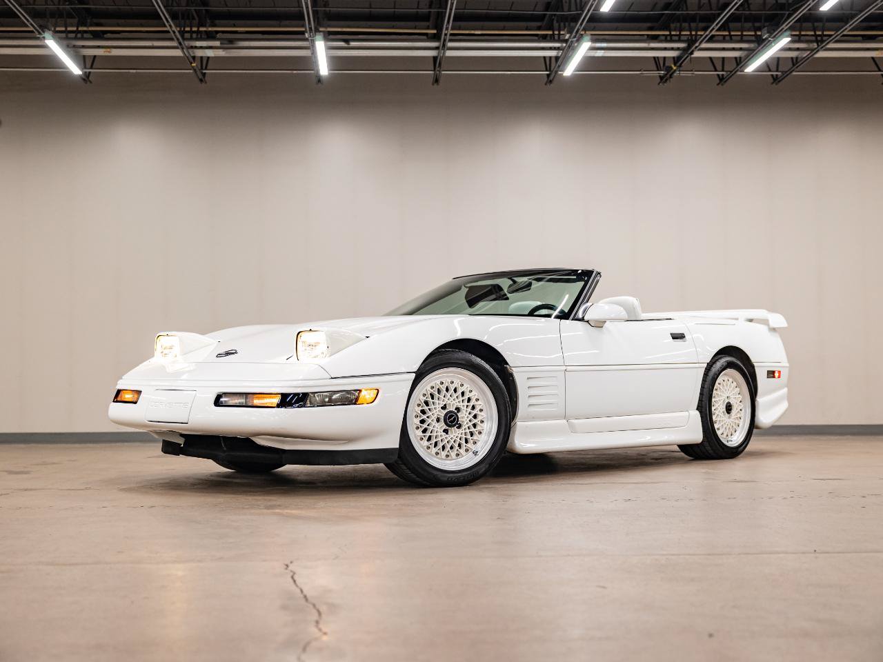 Used 1992 Chevrolet Corvette Convertible RWD image 23
