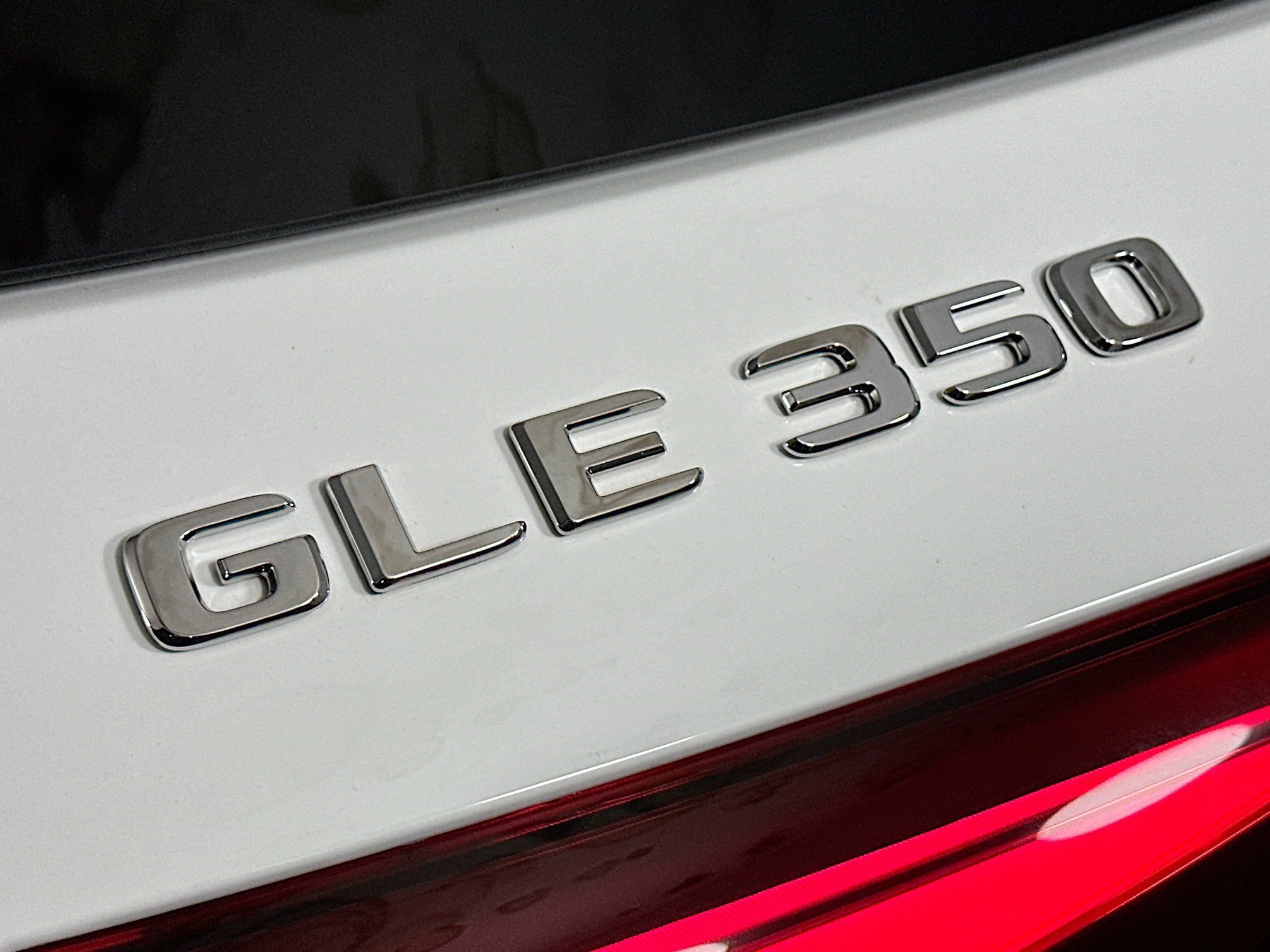 Used 2025 Mercedes-Benz GLE 350 4MATIC image 27