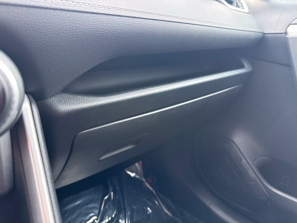 Used 2019 Toyota RAV4 LE w/ All Weather Liner Package AWD/4WD image 27