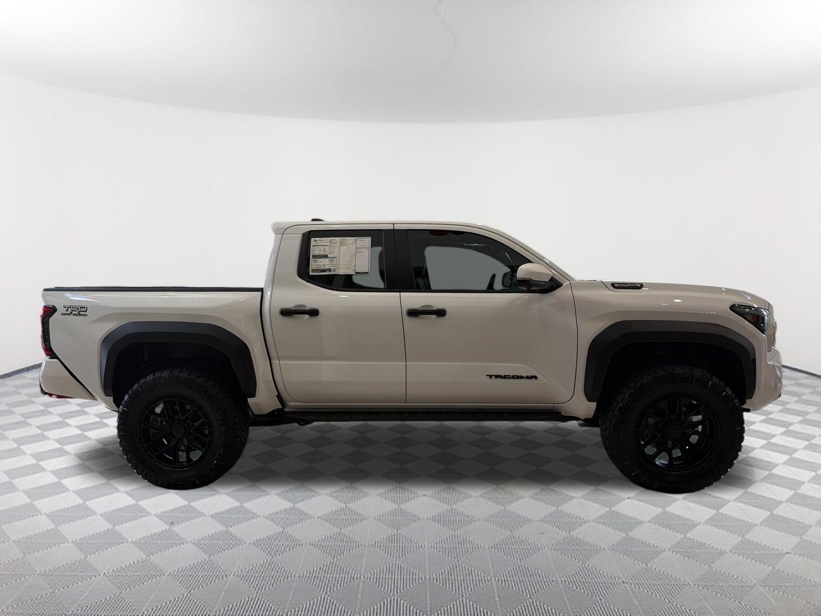 New 2025 Toyota Tacoma TRD Off-Road w/ TRD Off Road Premium Package AWD/4WD image 8