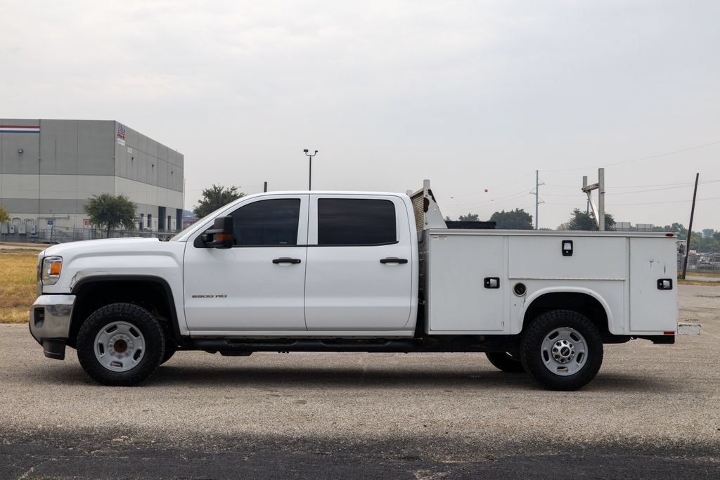 Used 2019 GMC Sierra 2500 2WD Crew Cab image 4
