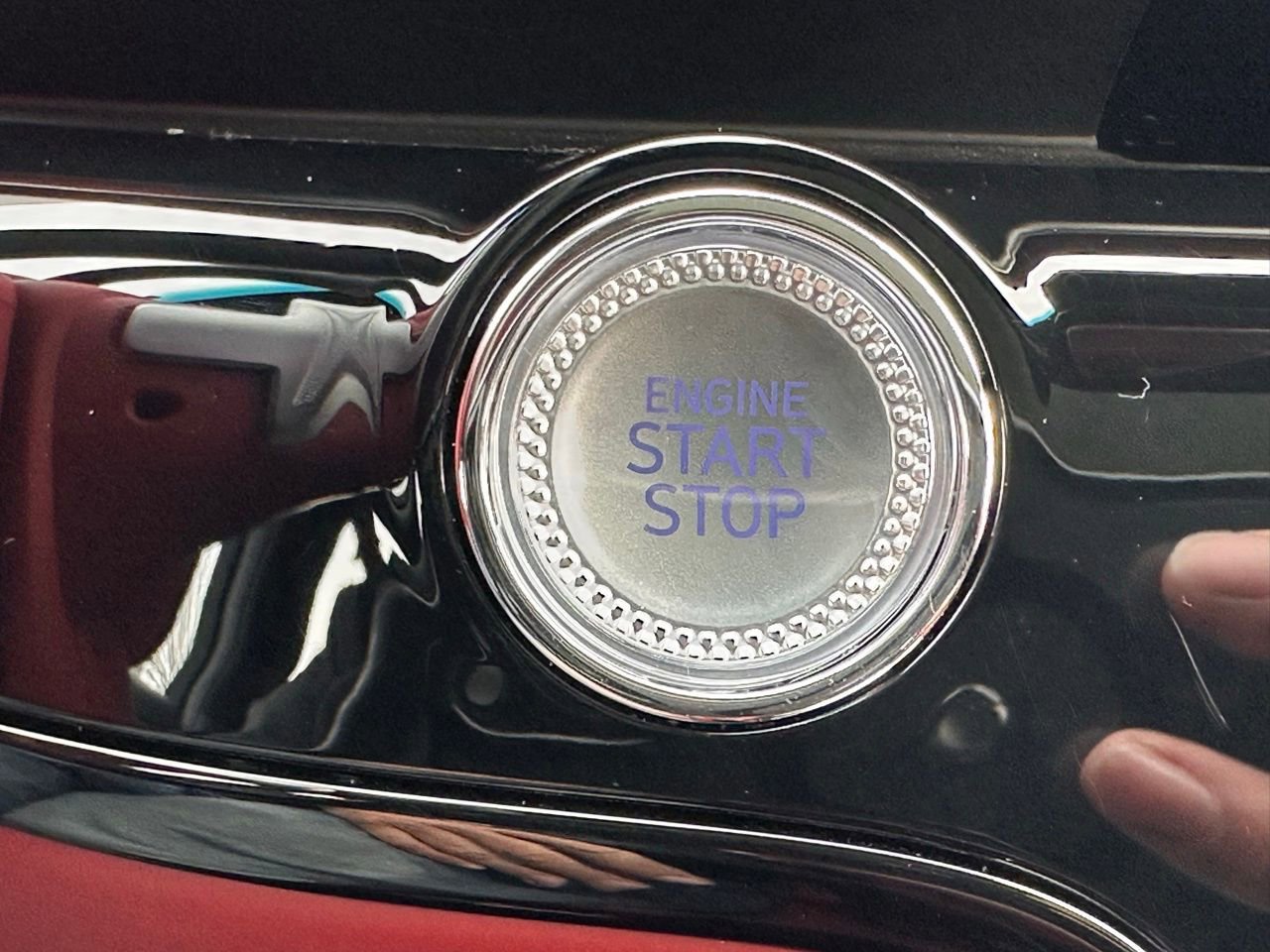 Used 2025 Genesis G80 3.5T Sport image 35