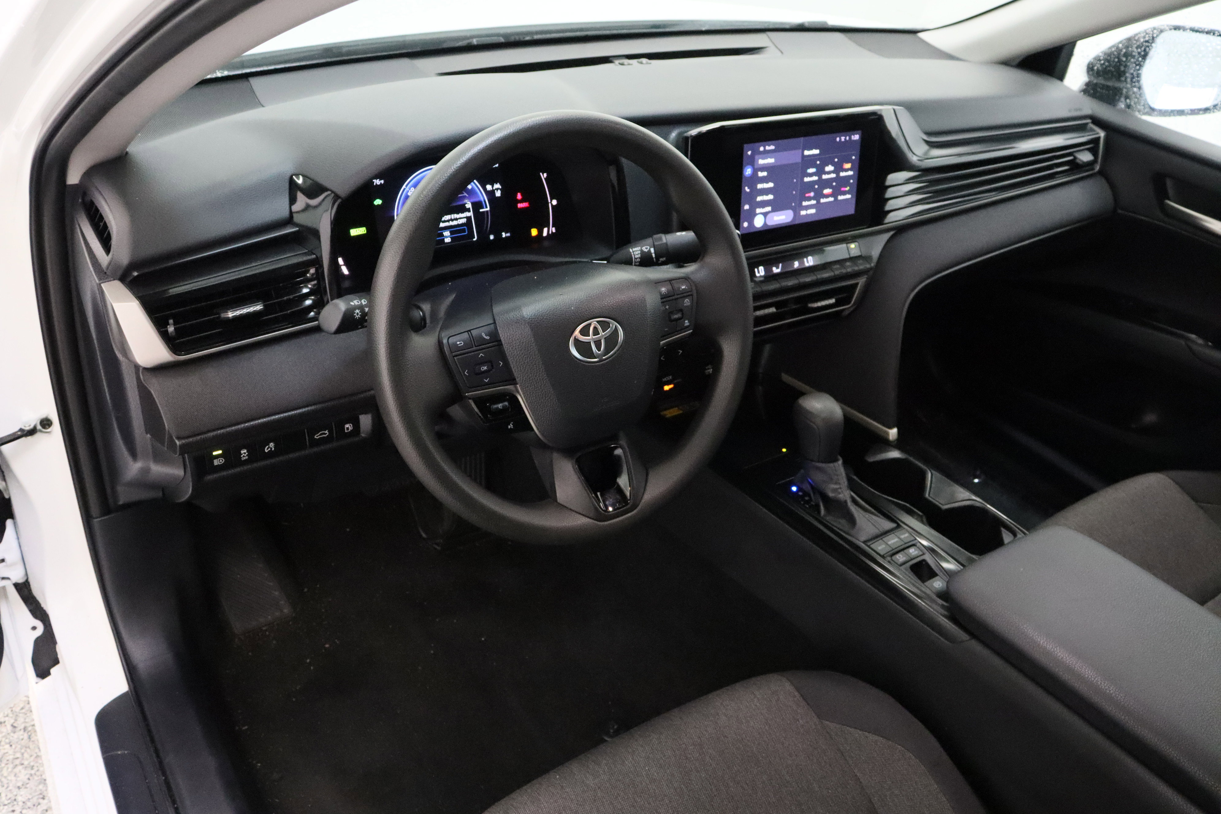 Certified 2025 Toyota Camry LE image 13